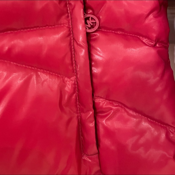 Michael Kors Puffer - Picture 5 of 12